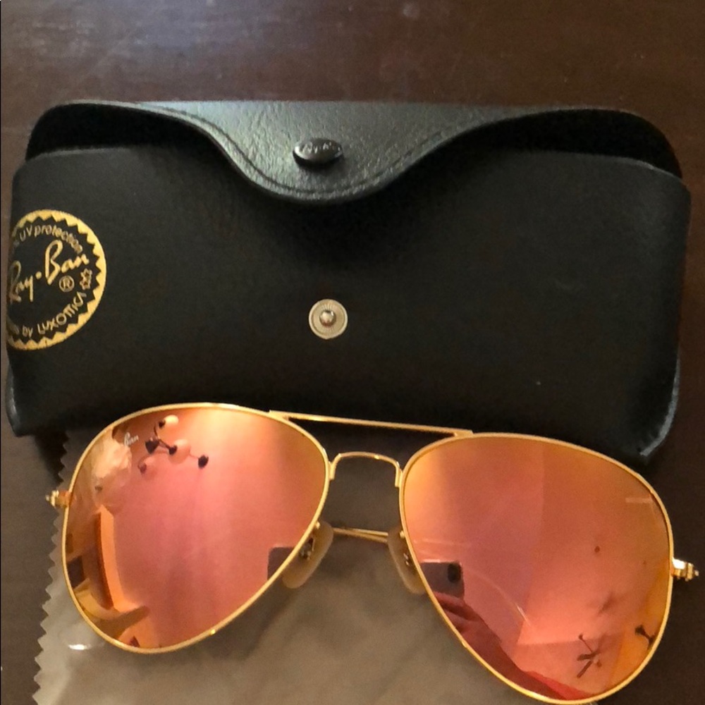 Ray ban sunglasses gently used.